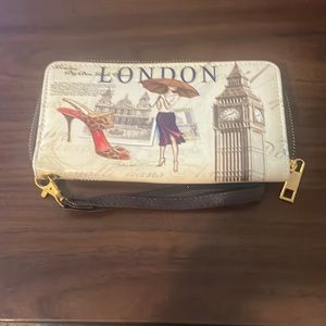 Mint condition London wallet / wristlet